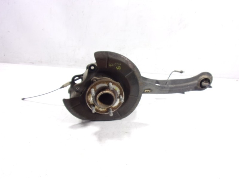 Recambio de mangueta trasera derecha para ford focus lim. 1.5 tdci cat referencia OEM IAM 1780076  