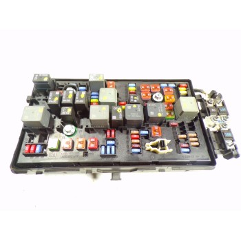 CAJA RELES / FUSIBLES 22933569 22933569 