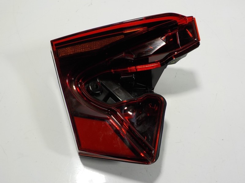 Recambio de piloto trasero izquierdo interior para toyota c-hr hybrid dynamic referencia OEM IAM 81590F4130 81590F413000 