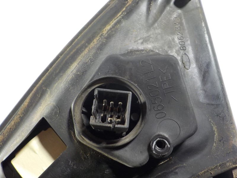 Recambio de espejo izquierdo para opel corsa c 1.4 16v referencia OEM IAM   