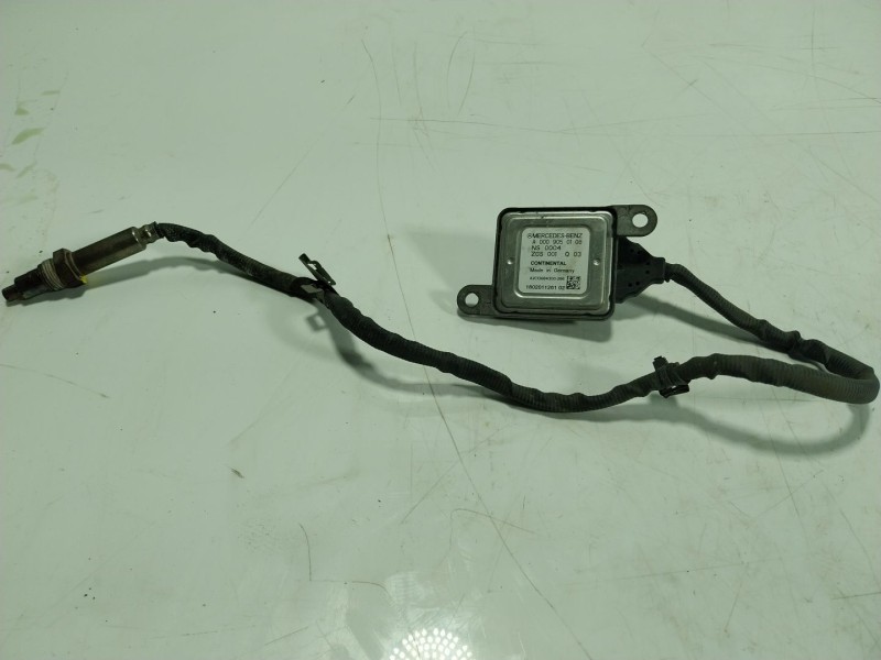 Recambio de sonda lambda para mercedes-benz vito kasten 2.1 cdi cat referencia OEM IAM   