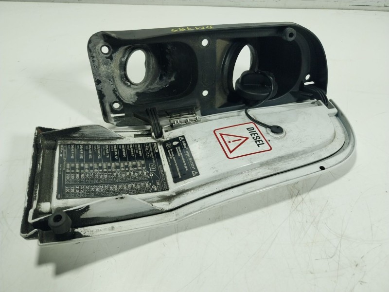 Recambio de tapa combustible para mercedes-benz vito kasten 2.1 cdi cat referencia OEM IAM   