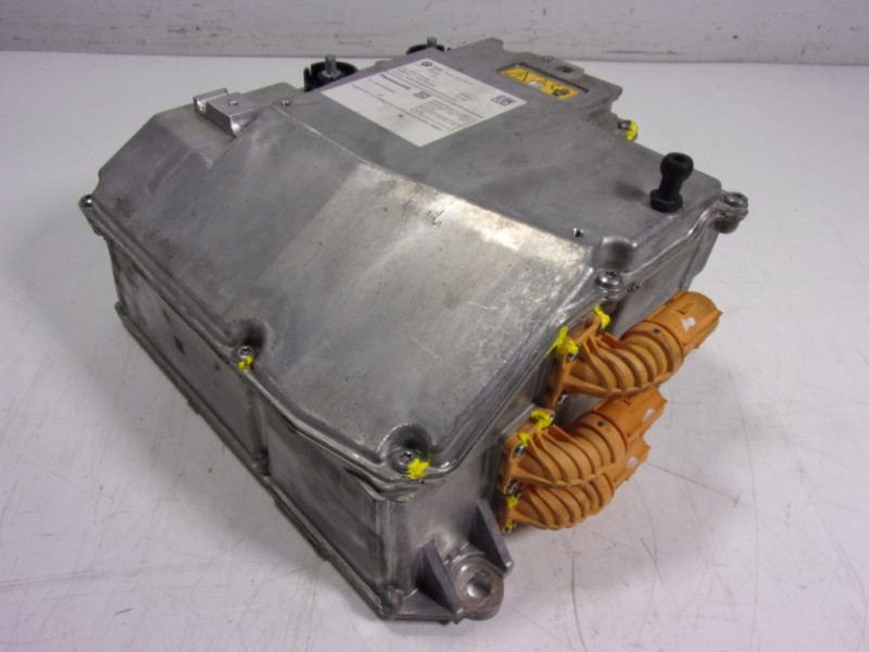 Recambio de convertidor de voltaje para bmw ix3 referencia OEM IAM 61445A4E209 5A4E209 