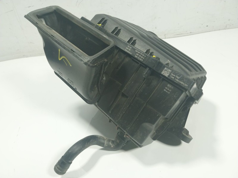 Recambio de filtro aire para audi a3 sportback (8ya) 2.0 16v tdi referencia OEM IAM   