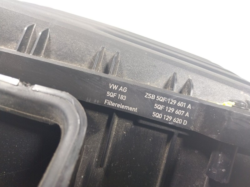 Recambio de filtro aire para audi a3 sportback (8ya) 2.0 16v tdi referencia OEM IAM   