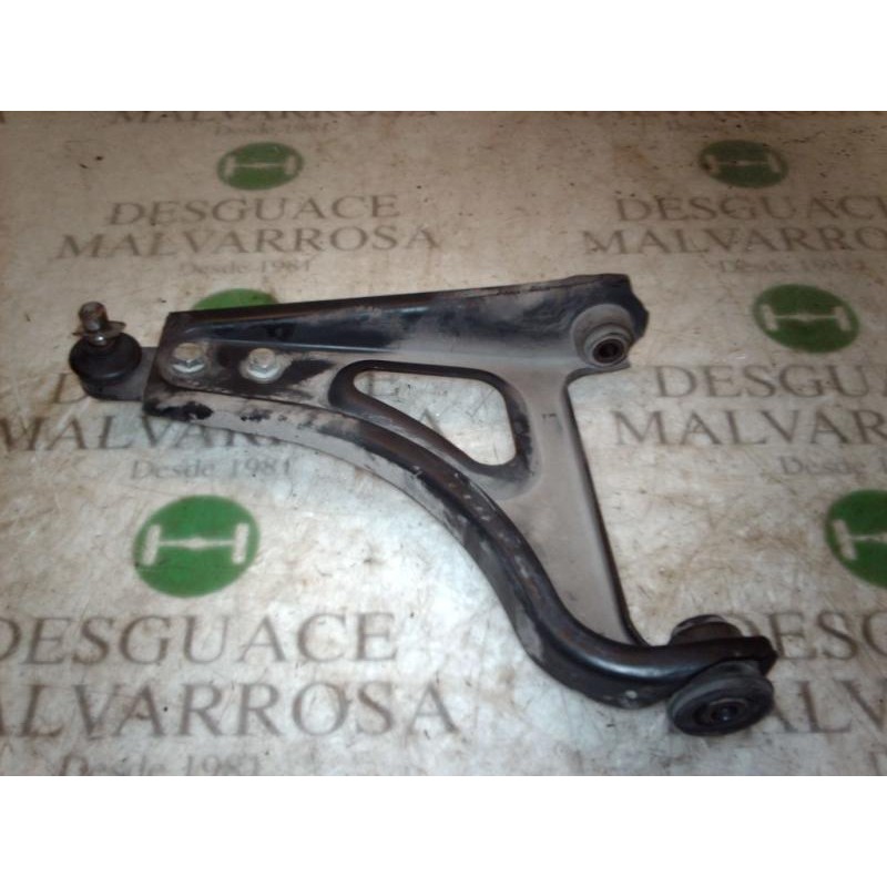 Recambio de brazo suspension inferior delantero izquierdo para renault twingo (co6) 1.3 cat referencia OEM IAM   