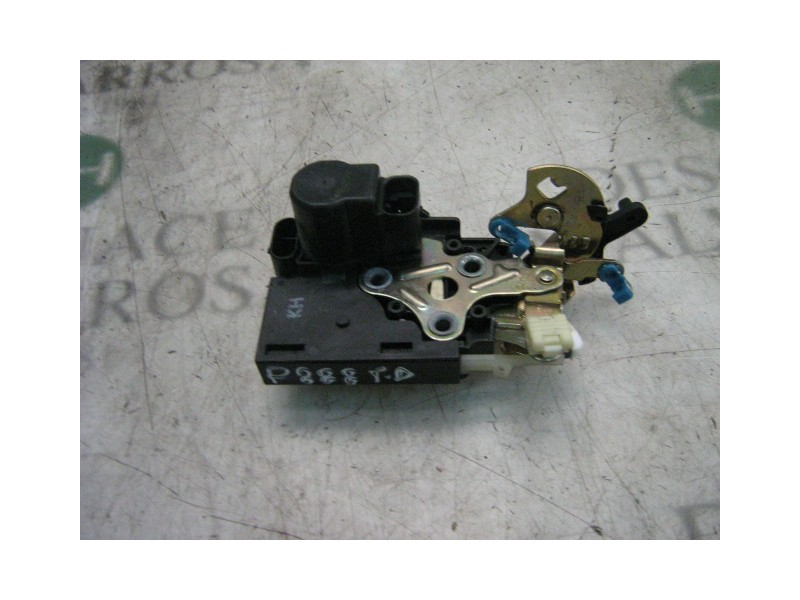 Recambio de cerradura puerta trasera derecha para chevrolet lacetti cdx referencia OEM IAM   