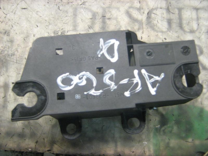 Recambio de maneta interior delantera izquierda para ford focus berlina (cap) ghia referencia OEM IAM   