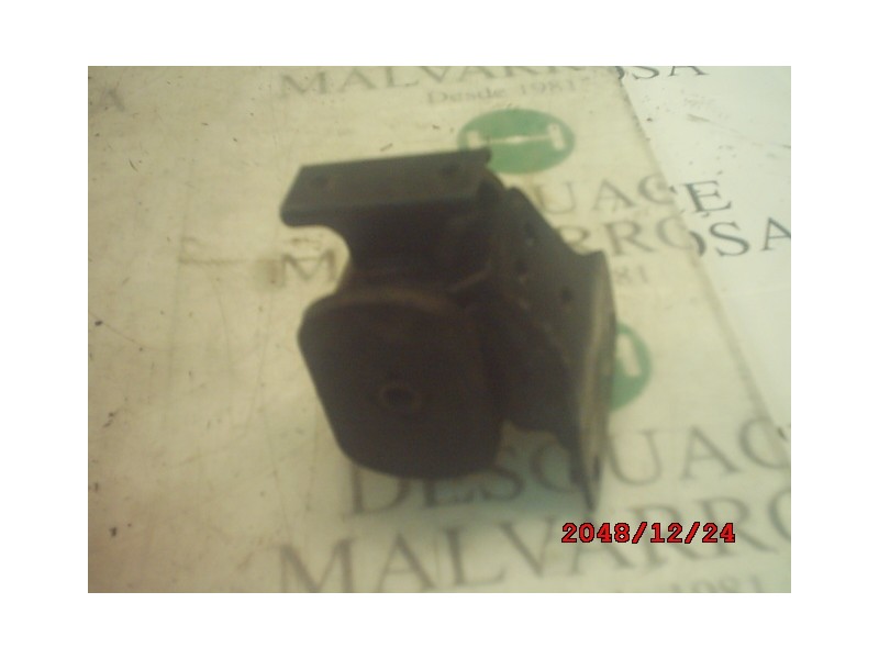 Recambio de soporte motor delantero para hyundai getz (tb) 1.1 básico referencia OEM IAM 218301C160  