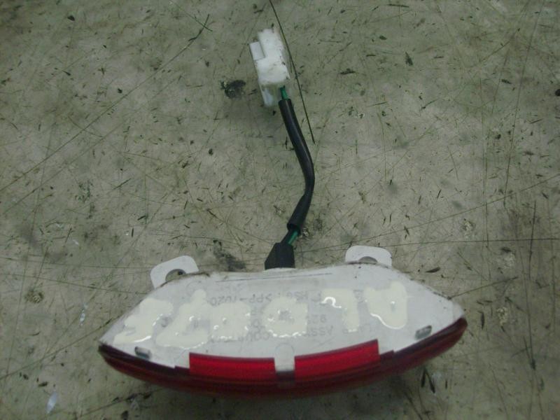 Recambio de piloto trasero central para opel meriva enjoy referencia OEM IAM   