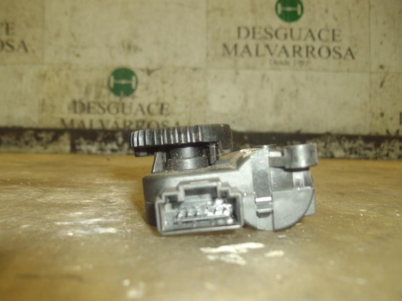 Recambio de motor apertura trampillas climatizador para seat ibiza (6l1) hit referencia OEM IAM   