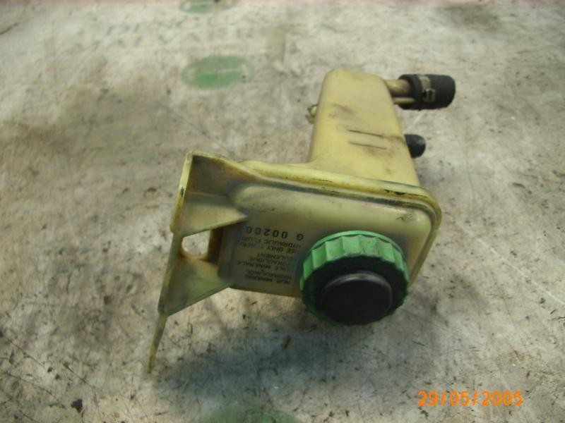 Recambio de deposito servo para audi a4 berlina (b5) 1.8 referencia OEM IAM 8D0422371H  