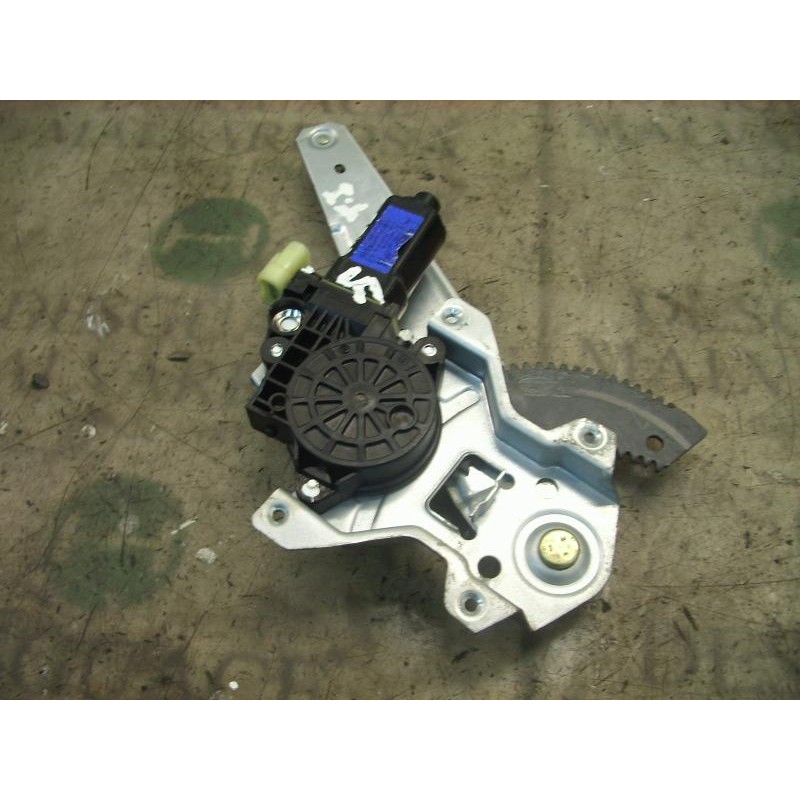 Recambio de elevalunas trasero izquierdo para hyundai getz (tb) 1.5 crdi gls referencia OEM IAM 834031C010  