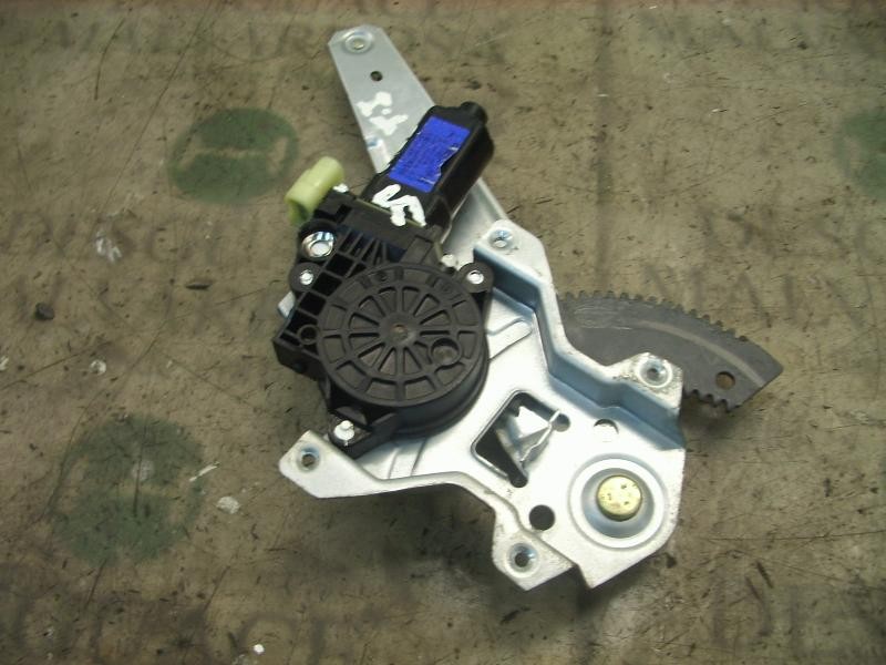 Recambio de elevalunas trasero izquierdo para hyundai getz (tb) 1.5 crdi gls referencia OEM IAM 834031C010  