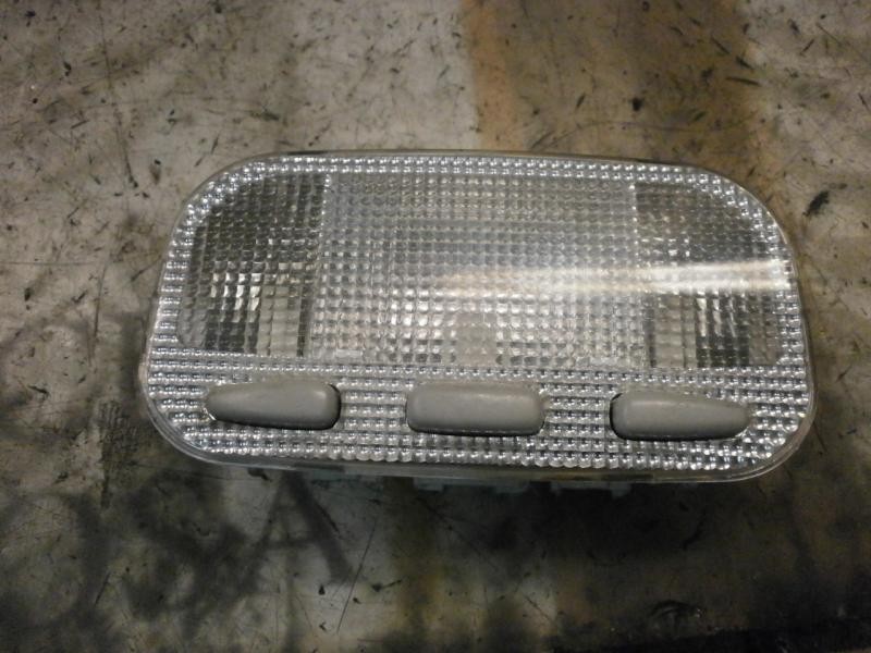 Recambio de piloto interior para peugeot 307 (s1) xs referencia OEM IAM   