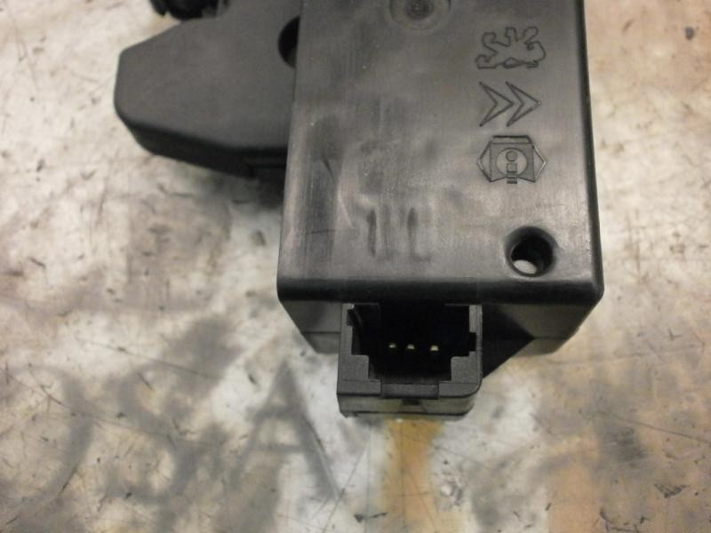 Recambio de cerradura maletero / porton para citroën c5 berlina 2.0 hdi referencia OEM IAM   
