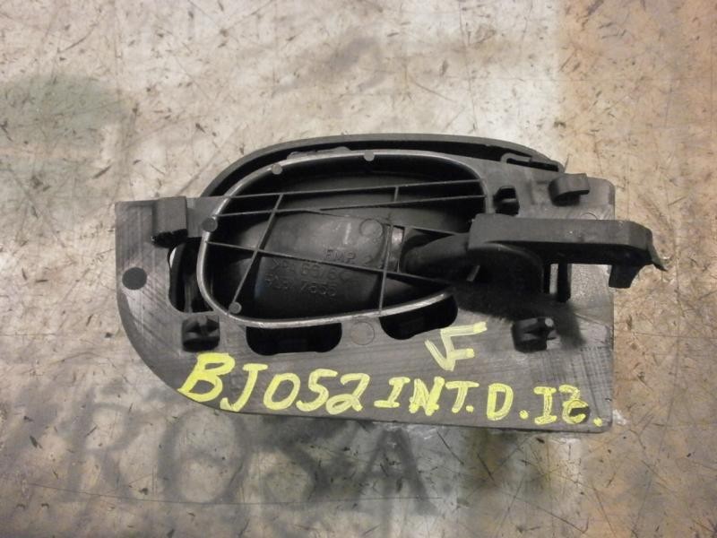 Recambio de maneta interior delantera izquierda para peugeot 206 berlina xt referencia OEM IAM   