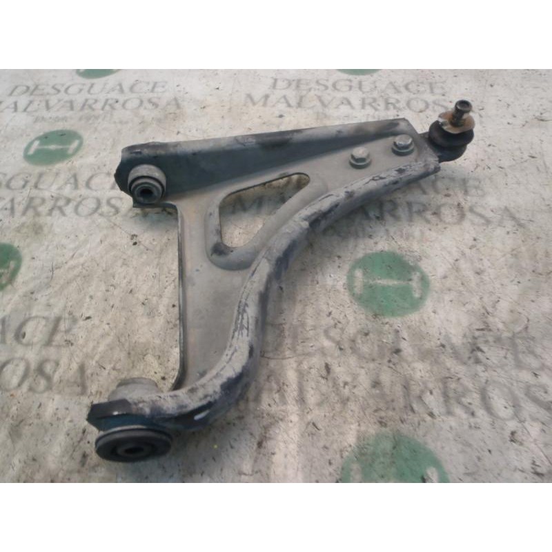 Recambio de brazo suspension inferior delantero derecho para renault twingo (co6) 1.3 cat referencia OEM IAM   