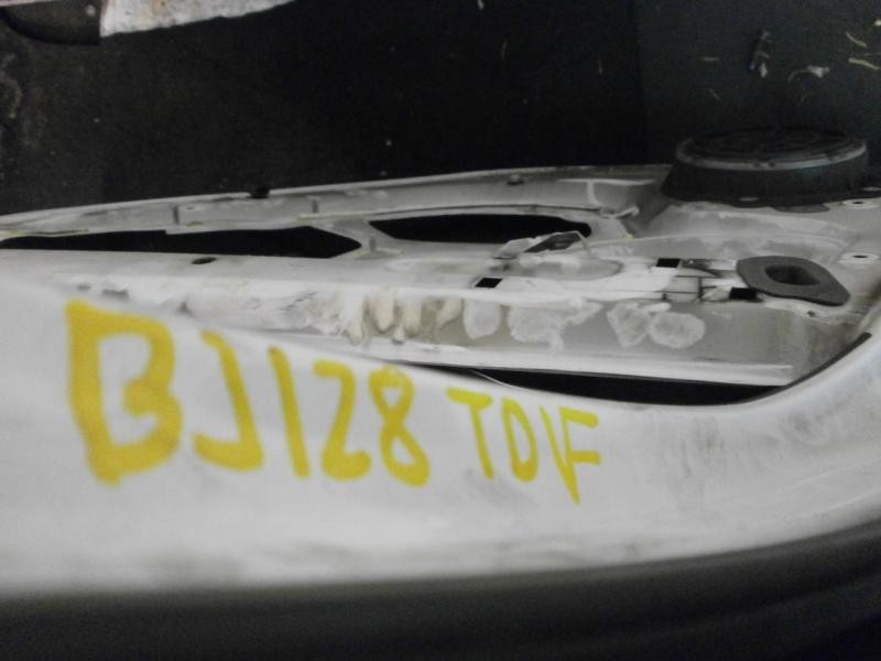 Recambio de puerta trasera derecha para peugeot 407 confort referencia OEM IAM 9008N1  