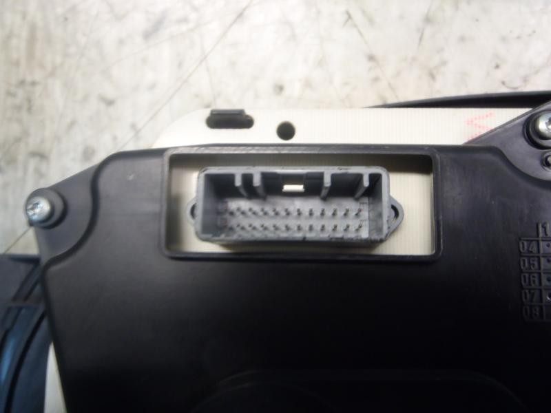 Recambio de cuadro instrumentos para dacia logan ambiance referencia OEM IAM 6001550768 P8200752820 