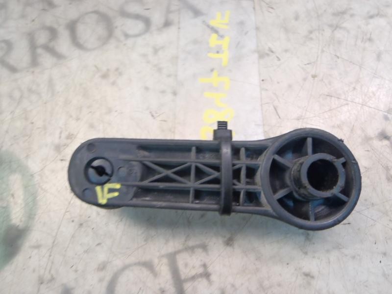 Recambio de maneta elevalunas trasera izquierda para hyundai getz (tb) 1.1 básico referencia OEM IAM 8263022001WK  