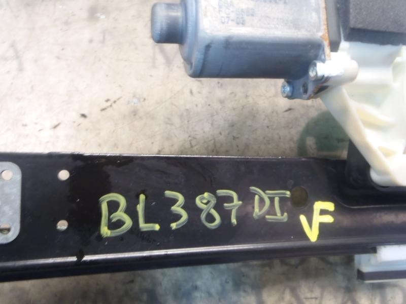 Recambio de elevalunas delantero izquierdo para ford mondeo ber. (ca2) trend referencia OEM IAM 1803915 6M2114553 