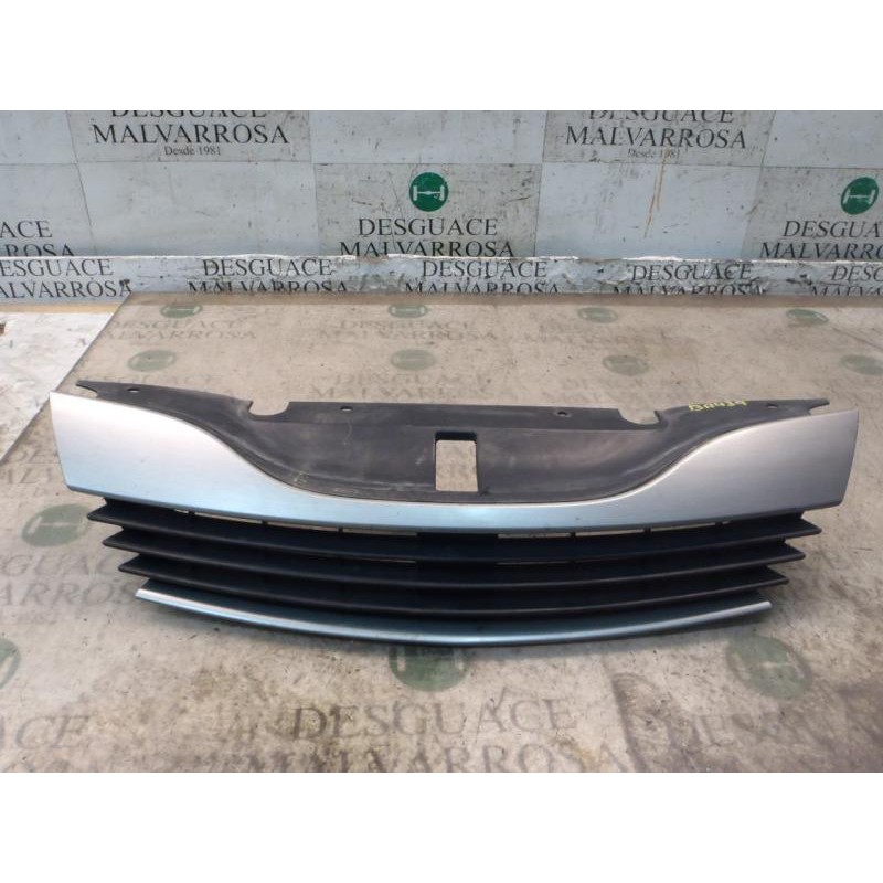 Recambio de rejilla para renault laguna ii (bg0) dynamique referencia OEM IAM   