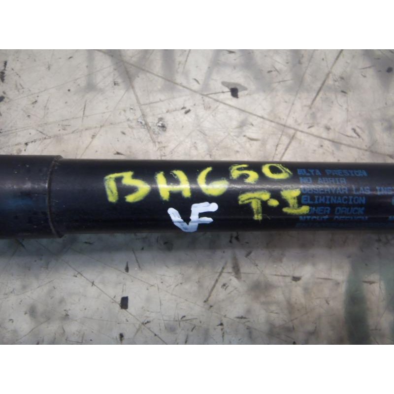 Recambio de amortiguadores maletero / porton para seat ibiza sc (6j1) sport referencia OEM IAM 6J3827550  