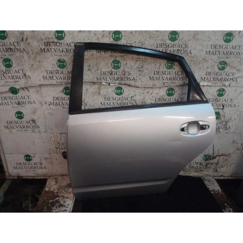 Recambio de puerta trasera izquierda para toyota prius (nhw20) sol referencia OEM IAM 6700447040  