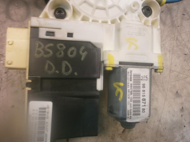 Recambio de elevalunas delantero derecho para peugeot 307 berlina (s2) xs referencia OEM IAM   