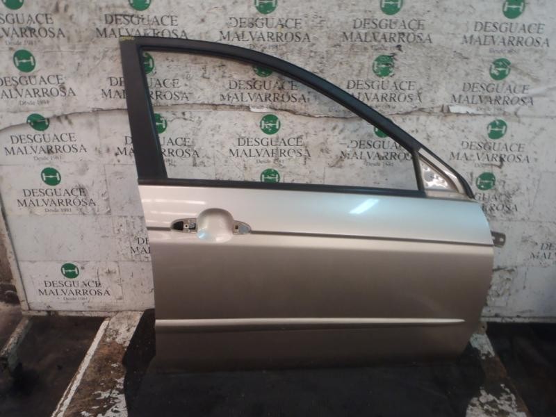Recambio de puerta delantera derecha para kia cerato 2.0 ex crdi familiar (5-ptas.) referencia OEM IAM 760042F010  