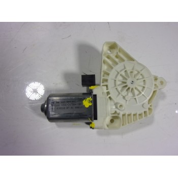 MOTOR ELEVALUNAS TRASERO IZQUIERDO 80A959812 80A959812 