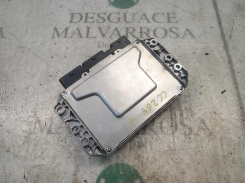 Recambio de centralita motor uce para renault megane ii berlina 5p confort expression referencia OEM IAM   