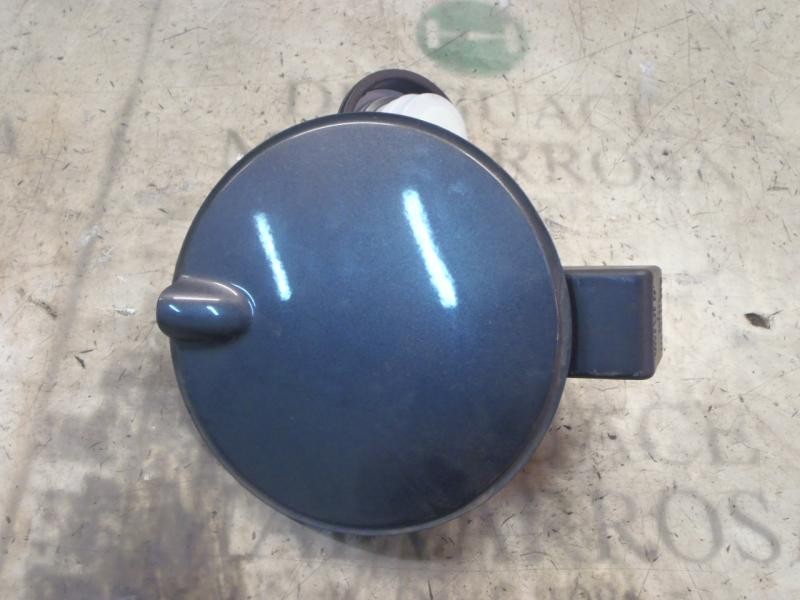 Recambio de tapa combustible para opel corsa d cmon referencia OEM IAM   