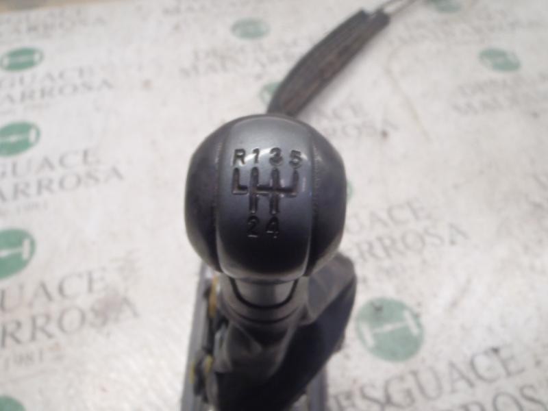 Recambio de palanca cambio para seat leon (1p1) comfort limited referencia OEM IAM 1K0711061A  