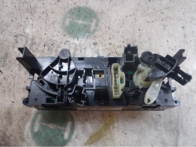 Recambio de mando calefaccion / aire acondicionado para peugeot 207 1.6 16v hdi referencia OEM IAM   