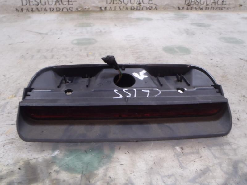 Recambio de piloto trasero central para peugeot 106 (s2) max d referencia OEM IAM   