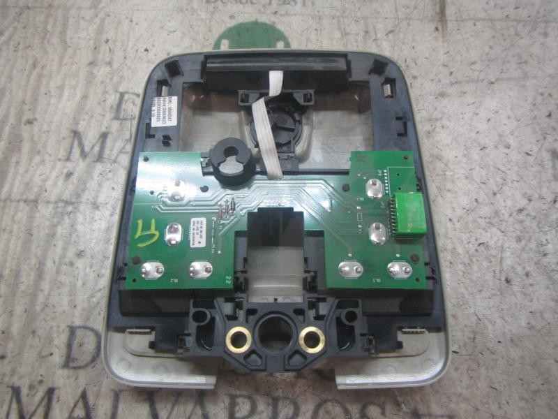 Recambio de piloto interior para volvo s60 berlina 2.4 d referencia OEM IAM 30669623  