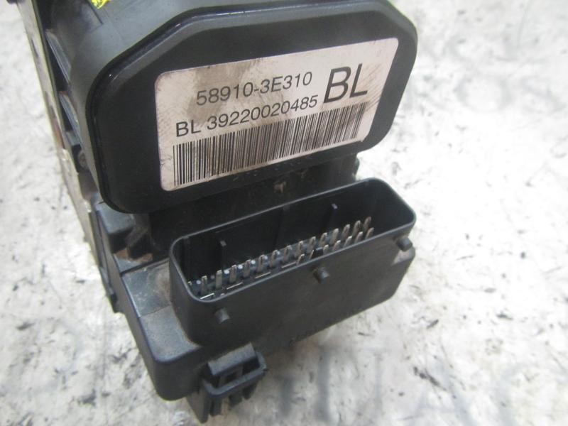 Recambio de abs para kia sorento 2.5 crdi ex referencia OEM IAM   