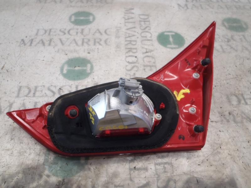 Recambio de piloto trasero izquierdo interior para toyota auris 1.8 16v (híbrido) referencia OEM IAM 8159102450  