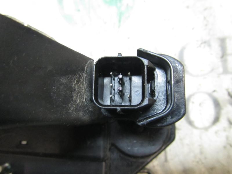 Recambio de cerradura puerta delantera izquierda para ssangyong rodius rodius aj/ad2l/ata21 referencia OEM IAM 7122021040  