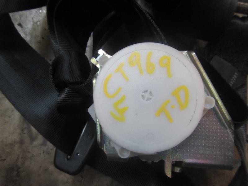 Recambio de cinturon seguridad trasero derecho para ford fiesta (ccn) trend referencia OEM IAM 1814664  