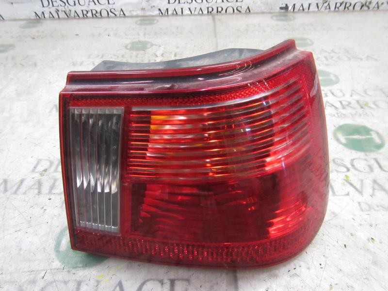 Recambio de piloto trasero derecho para seat ibiza (6k1) sport referencia OEM IAM   