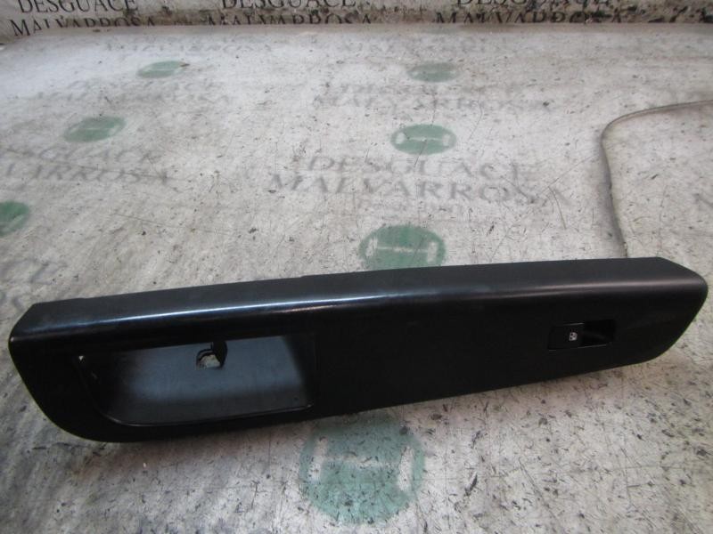 Recambio de mando elevalunas delantero derecho para kia cee´d 2.0 crdi referencia OEM IAM 935751H100EQ  