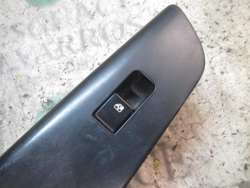 Recambio de mando elevalunas delantero derecho para kia cee´d 2.0 crdi referencia OEM IAM 935751H100EQ  