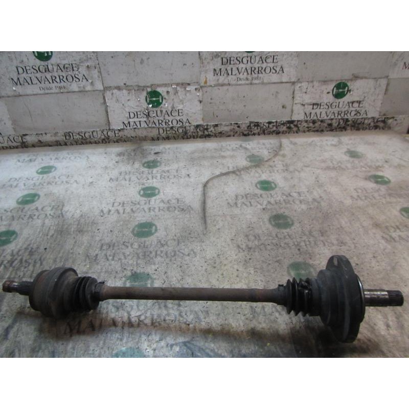 Recambio de transmision trasera izquierda para mercedes-benz clase cls (w219) 3.5 v6 cat referencia OEM IAM A2113500556  