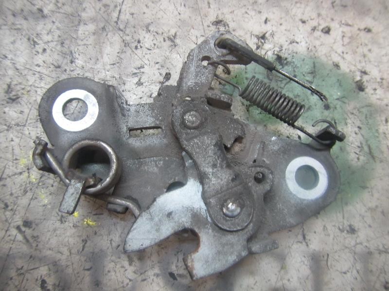 Recambio de cerradura capot para citroën saxo 1.5 diesel referencia OEM IAM   