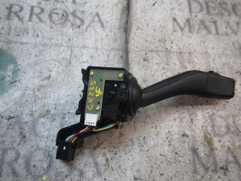 Recambio de mando intermitentes para seat leon (1p1) comfort limited referencia OEM IAM 1K0953513G9B9 1K0953513G 