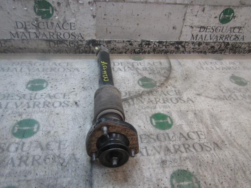 Recambio de amortiguador trasero derecho para bmw x5 (e53) 3.0d referencia OEM IAM 33526767702  