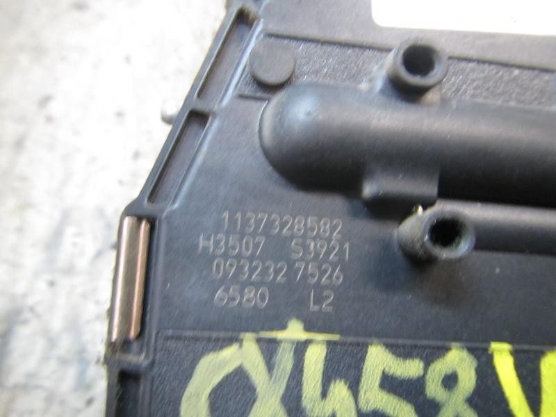 Recambio de motor limpia delantero para opel astra j lim. cosmo referencia OEM IAM 13262434  